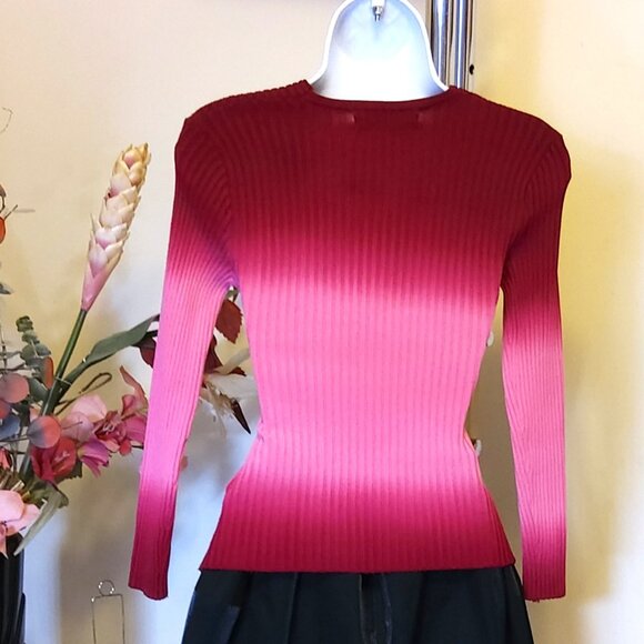 NWT Women’s Red  Pink Dip-dyed Lightweight V Neck Long Sleeve Cardigan Sweater - Picture 6 of 6